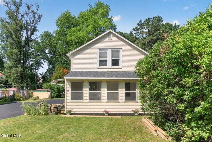 32 Dorlyn Road, Albany, NY