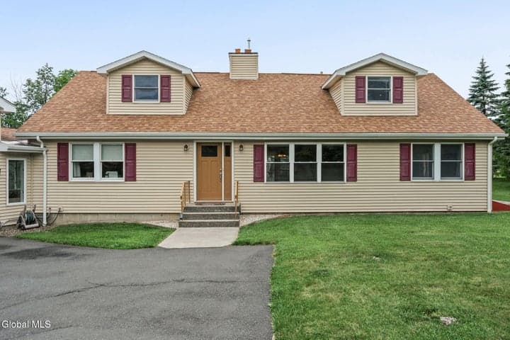 1567 Best Road, East Greenbush, NY, photo 3