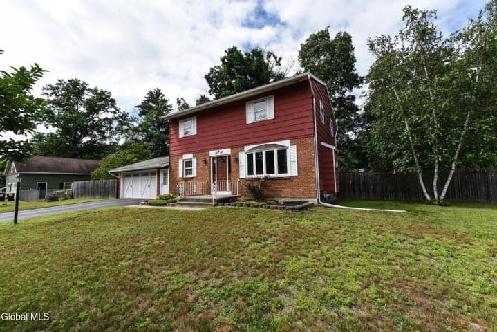 41 Margaret Drive, Milton, NY, photo 3