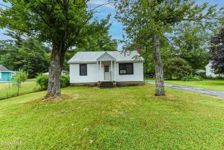 54 E River Drive, Lake Luzerne, NY, photo 2
