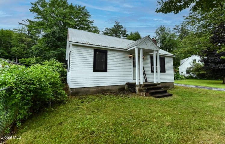 54 E River Drive, Lake Luzerne, NY, photo 3