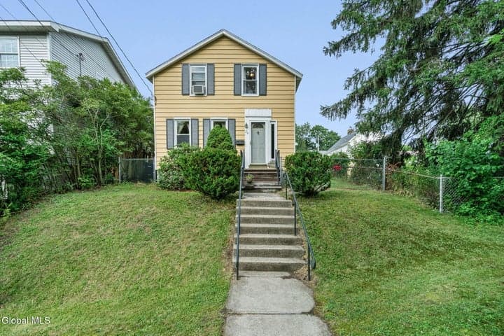 24 Vandenburgh Avenue, Troy, NY