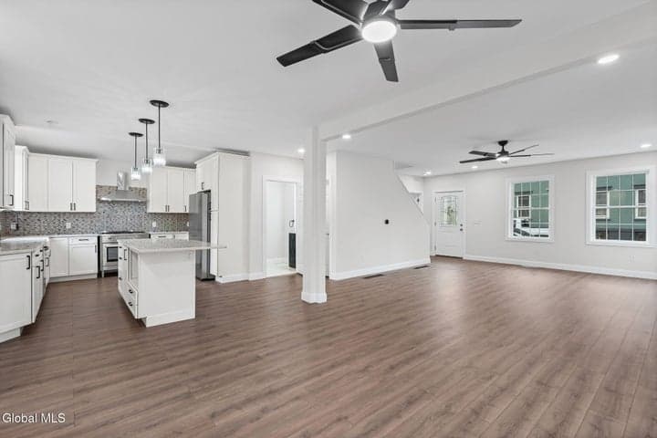 16 Broad Street, Waterford, NY, photo 3