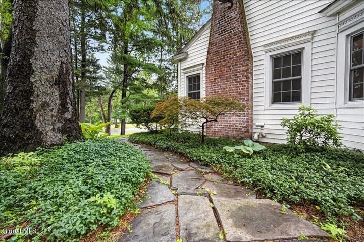 61 Upper Loudon Road, Loudonville, NY, photo 2
