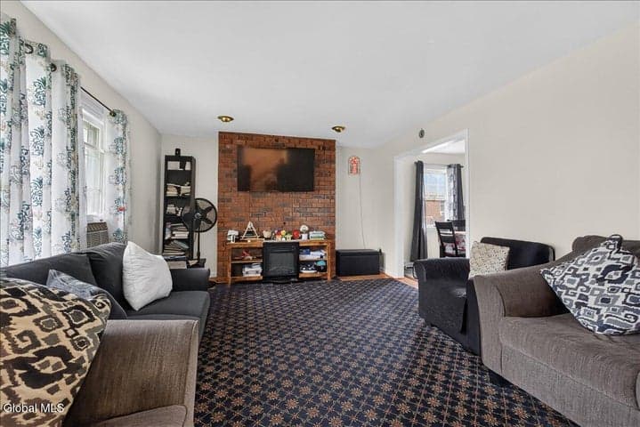 39 Dartmouth Street, Albany, NY, photo 3
