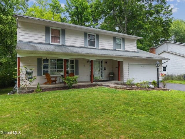 29 Fairway Avenue, Delmar, NY, photo 1