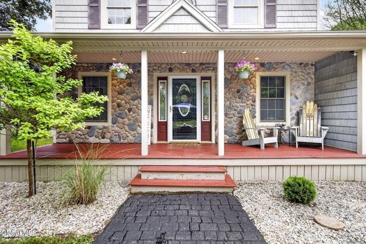 1038 Laural Lane, Malta, NY, photo 3
