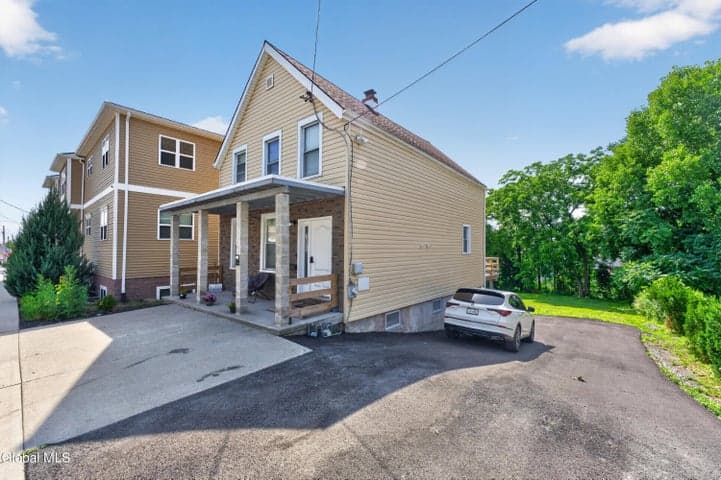 1053 Broadway, Rensselaer, NY, photo 3