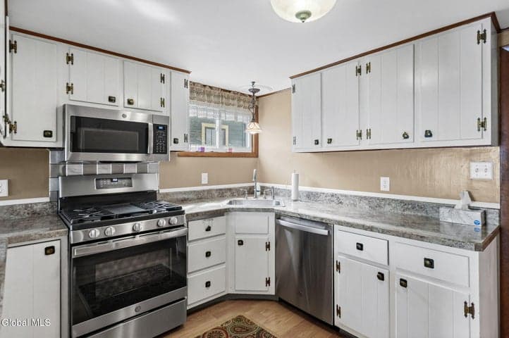 186 Sycamore Street, Albany, NY, photo 5