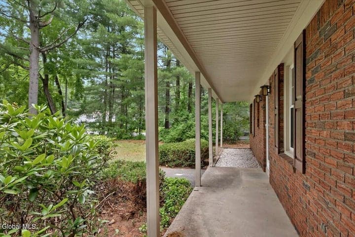 9 Chestnut Lane, Clifton Park, NY, photo 5
