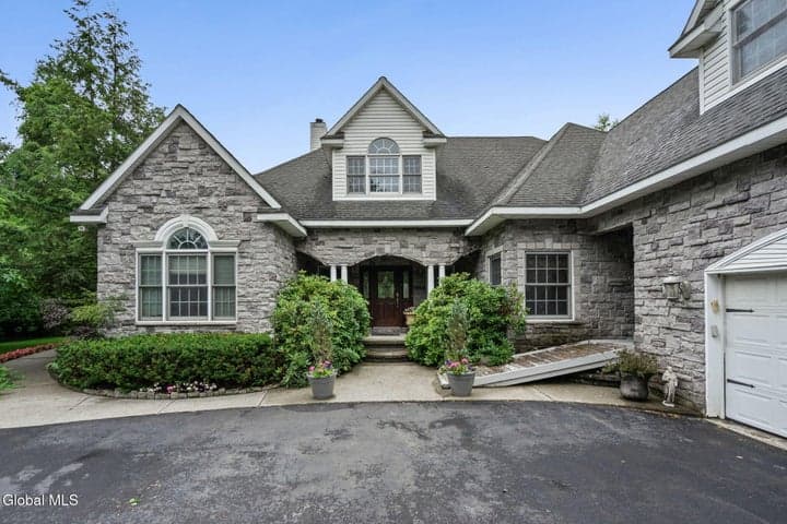 268 Boght Road, Colonie, NY, photo 1