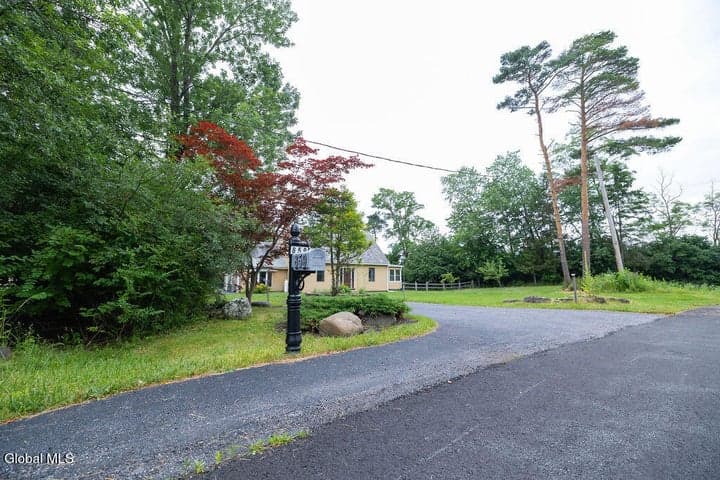 859 Putnam Road, Rotterdam, NY, photo 3