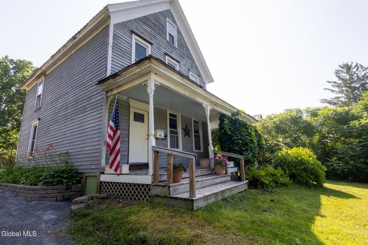 82 River Street, Hudson Falls, NY, photo 3