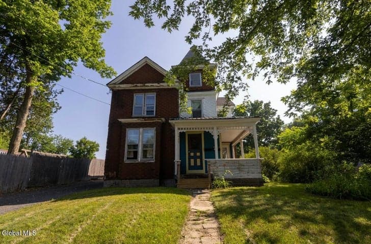 84 River Street, Hudson Falls, NY, photo 3