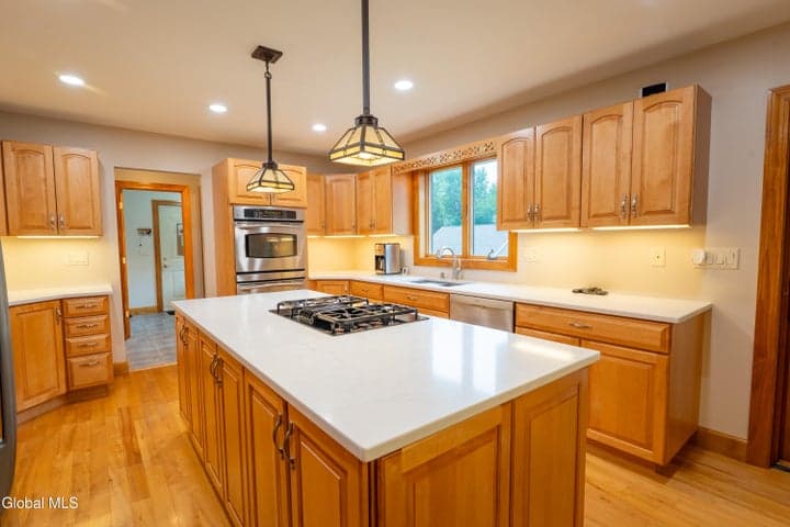 152 Memory Lane, Perth, NY, photo 4