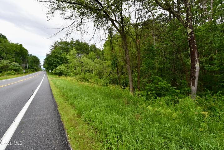 3241 Nys Rt 9N, Greenfield, NY