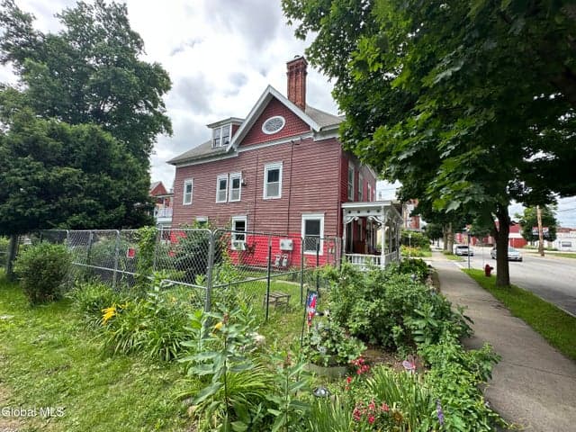 111 Canal Street, Fort Plain, NY, photo 2