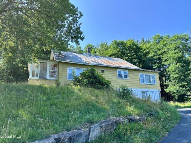 576 Main Street, Corinth, NY