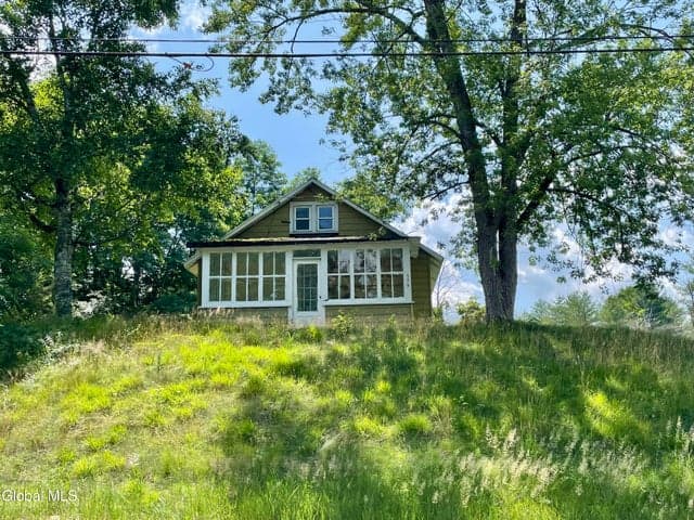 576 Main Street, Corinth, NY, photo 4