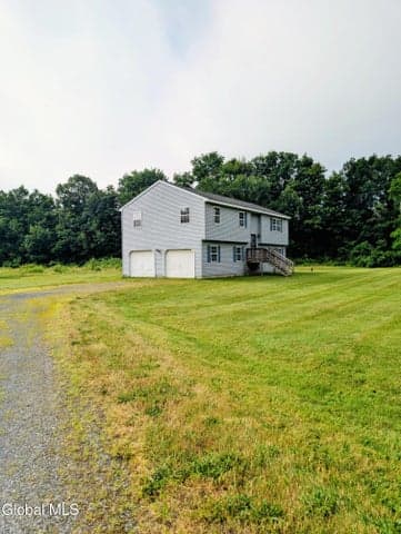 38 Bentley Road, Hudson Falls, NY, photo 2