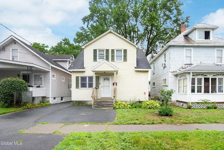17 Frank Street, Schenectady, NY