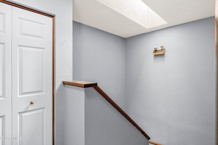 230 Monmouth Way, Clifton Park, NY, photo 4