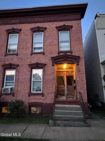 1620 4th Avenue, Watervliet, NY