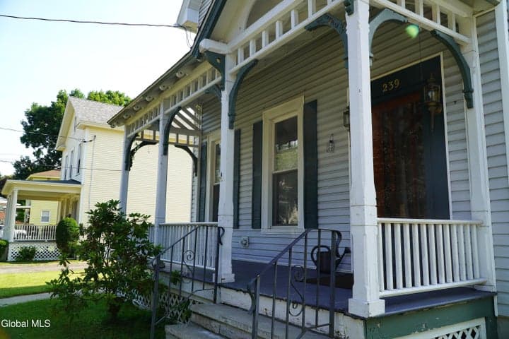 239 S 2nd Avenue, Mechanicville, NY, photo 4
