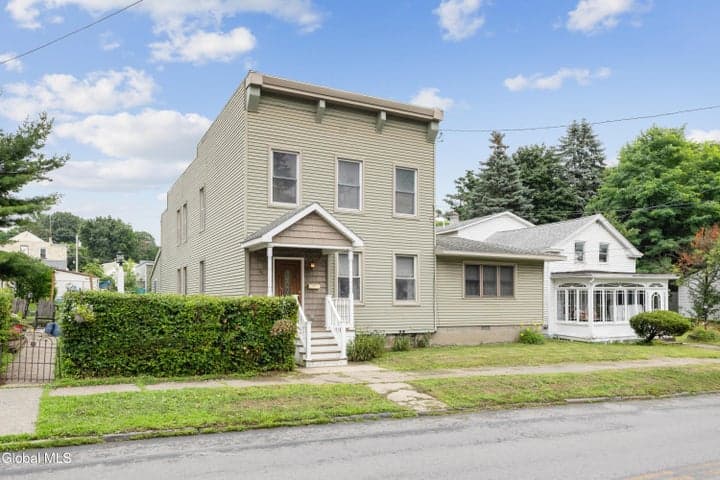 29 Washington Avenue, Waterford, NY, photo 3