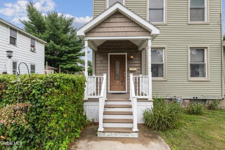 29 Washington Avenue, Waterford, NY, photo 4