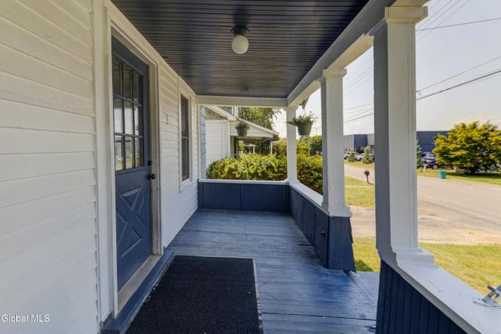32 Fullerton Avenue, Colonie, NY, photo 5