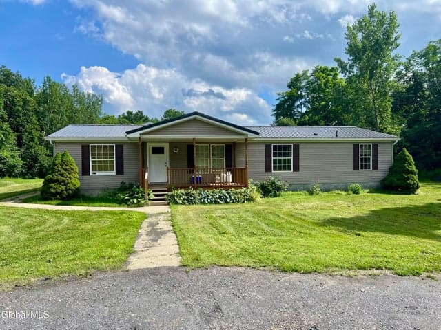 25 County Rte 413, Westerlo, NY, photo 1