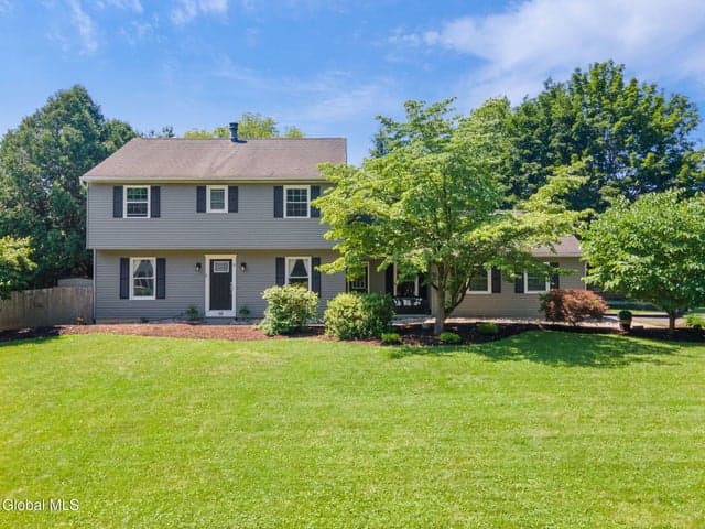 58 Middlesex Drive, Slingerlands, NY
