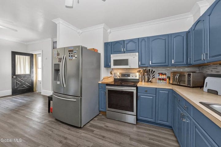 36 Broad Street, Amsterdam, NY, photo 2