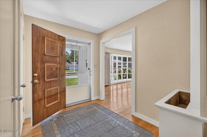 2264 Preisman Drive, Niskayuna, NY, photo 4