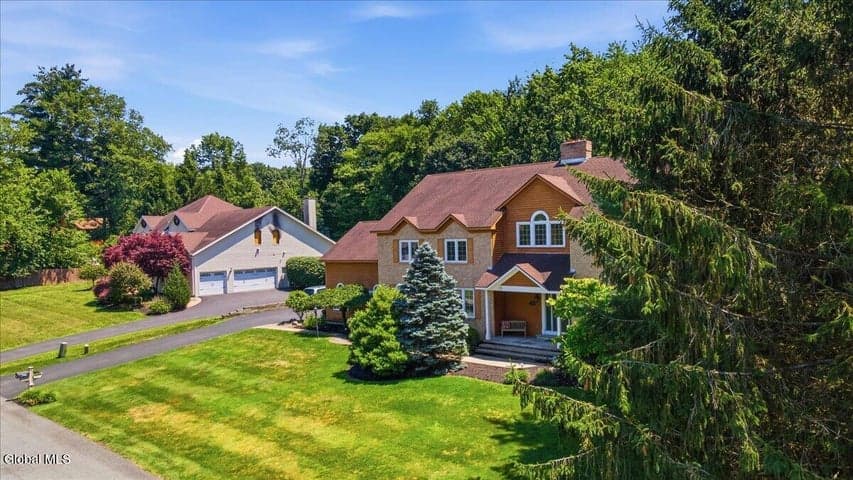 136 Brandon Terrace, Guilderland, NY, photo 2