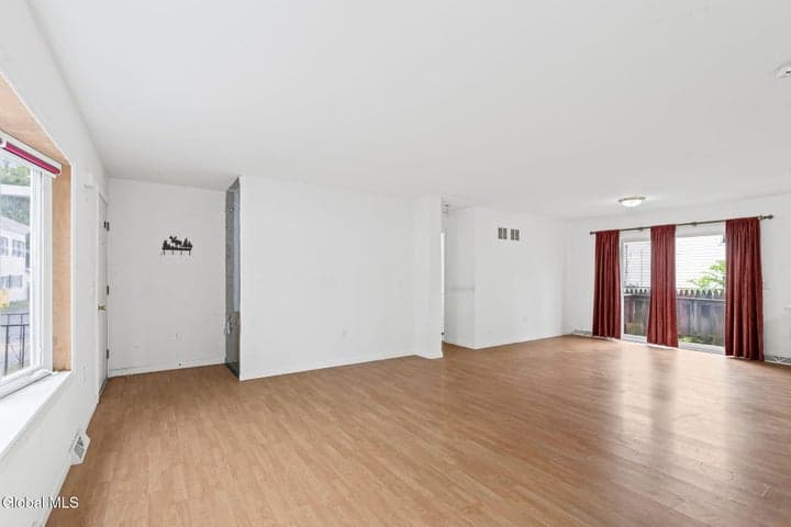 33 Burke Street, Mechanicville, NY, photo 4