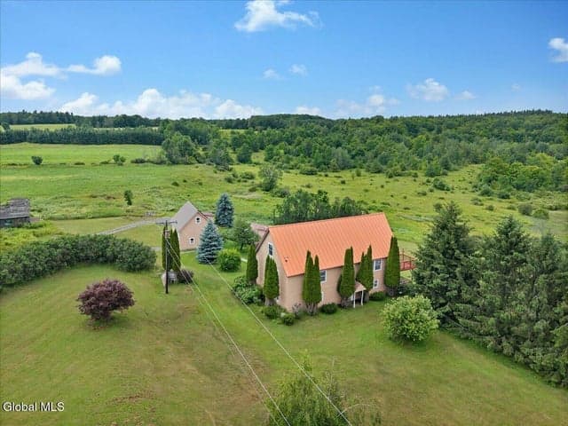 579 Armlin Hill Road, Middleburgh, NY, photo 3