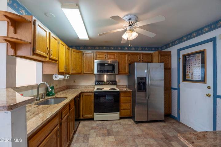 23 Tompion Lane, Saratoga Springs, NY, photo 4