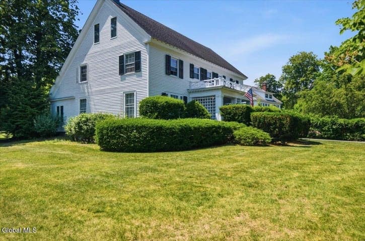 542 Glen Street, Glens Falls, NY, photo 5
