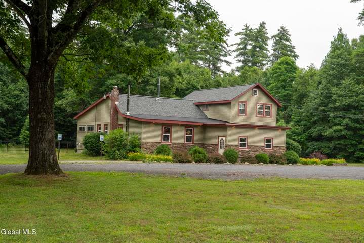 910 Rock City Road, Ballston Spa, NY, photo 2