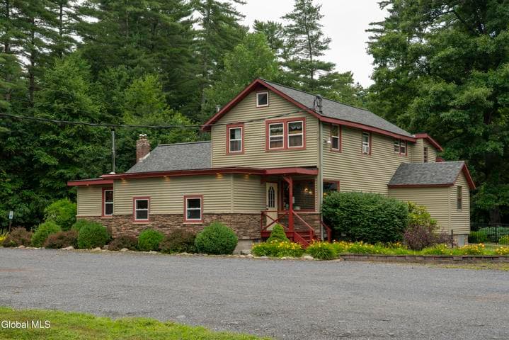 910 Rock City Road, Ballston Spa, NY, photo 4