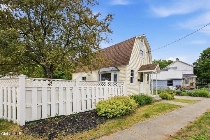 38 Harrison Avenue, South Glens Falls, NY, photo 3