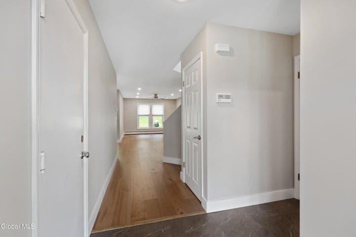 7 Bridgewood Lane, Colonie, NY, photo 5