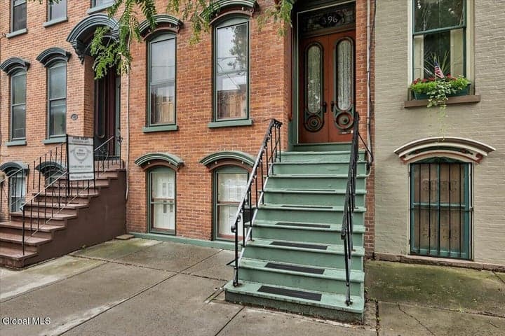 396 Hamilton Street, Albany, NY, photo 2