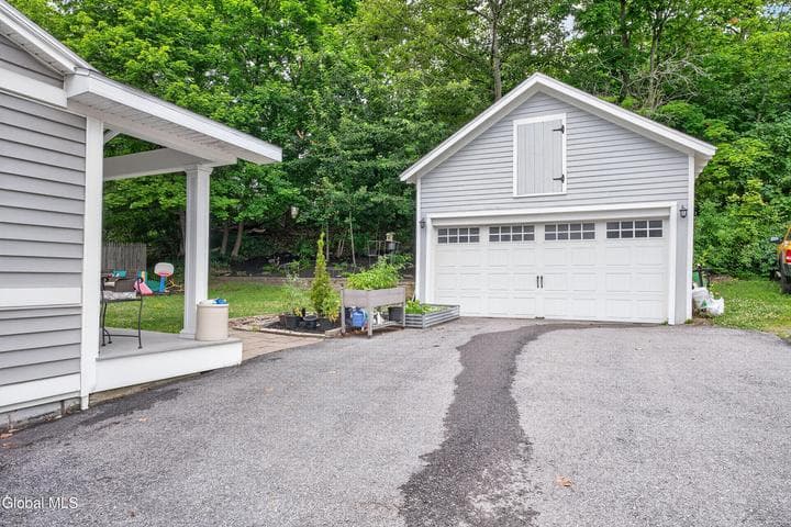79 Maple Avenue, Voorheesville, NY, photo 4