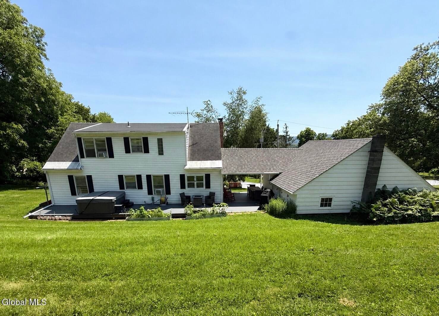 36 Ball St Extension, Hoosick Falls, NY