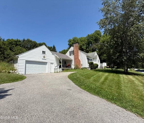 36 Ball St Extension, Hoosick Falls, NY, photo 5