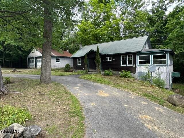 440 Potter Hill Road, Bolton, NY