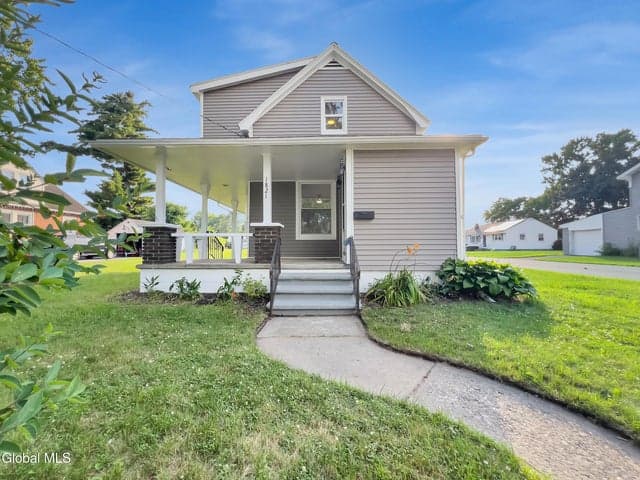 1821 Ferguson Street, Rotterdam, NY
